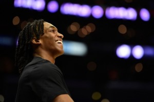 升级侧翼？美媒模拟交易：湖人得到特伦斯-曼恩 送出2将+32年次轮