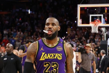 开云入口-詹皇低迷只因生病！雷迪克揽责，浓眉发声：避免连败